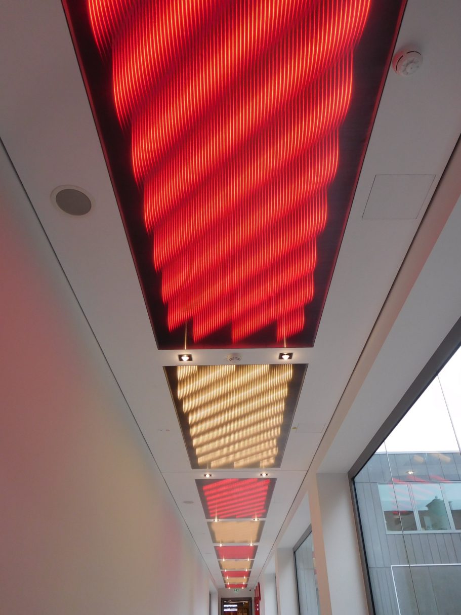 Lichtbrücke im NOC Weiden