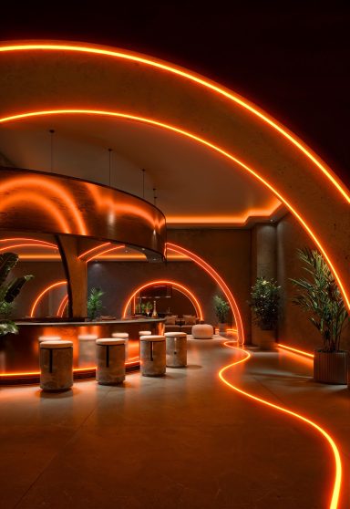 Lichtbar in Farbtechnik